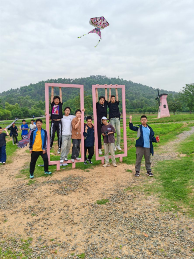 5f3128f9fc402c1a2e232dd9481d0d1.png 5f3128f9fc402c1a2e232dd9481d0d1.png